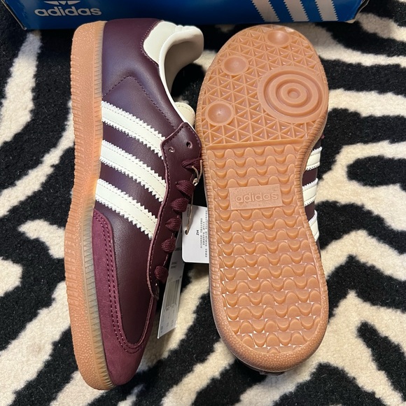 NWT Adidas Samba OG W Maroon Cream White Gold Metallic Sneakers Size Women’s 7 - Picture 13 of 16